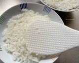 Foto del passaggio 7 della ricetta Riso con sbriciolata di gamberetti e uovo