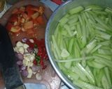 Foto langkah ke 2 dari resep Tumis Kornet Labu Siam Mantap.