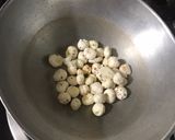 A picture of step 2 of Makhana Kheer.