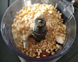 Une image de l'étape 1 de Pesto rosso.