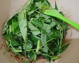 Foto langkah ke 4 dari resep Kangkung Saus Tiram ala Resto.