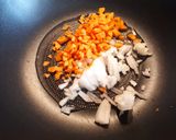 Kolbászos lencse, ahogy én készítem recept fázis 2 fotója