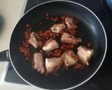 Foto del paso 2 de la receta: Arroz con costillas y garbanzos