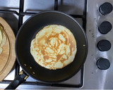 Foto del paso 2 de la receta: Frilloas con masa licuada
