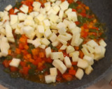 Foto del paso 3 de la receta: Fideos de arroz chino con verduras y pollo