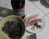 Hình bước làm 1 của món Cá bống đen kho tiêu