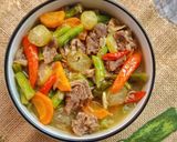 Foto langkah ke 5 dari resep Asem-asem Daging Belimbing Sayur.
