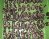 Foto langkah ke 3 dari resep Kurma Coklat #BikinRamadanBerkesan.