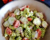 Foto del paso 6 de la receta: Ensalada de fusilli y pulpo con pesto de canónigos