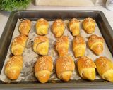 Olaszos töltött kiflik recept fázis 4 fotója