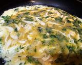 Foto del paso 1 de la receta: Sencilla tortilla de pollo y huevo!!!