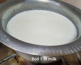 A picture of step 1 of Mango Mastani.