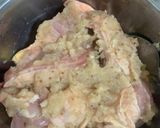 Foto langkah ke 1 dari resep Ayam goreng bawang putih.