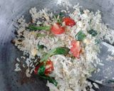 รูปขั้นตอนการทำที่ 5 ของ ข้าวผัดไก่