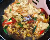 Foto langkah ke 6 dari resep Telur Masak Tomat.