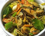 Foto langkah ke 4 dari resep Tumis Kerang (Tips Tidak Amis).