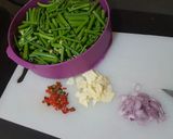 Foto langkah ke 1 dari resep Tumis bunga bawang.