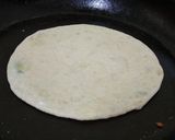 A picture of step 4 of Aloo Paratha.