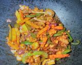 A picture of step 4 of Stir fry chicken#jikoni12weekschallenge.