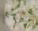 Foto del paso 1 de la receta: Pollo en salsa