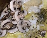 Foto langkah ke 4 dari resep Beef Steak with Mushroom Sauce.