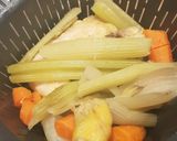 Foto del paso 3 de la receta Caldo sencillo de pollo en thermomix