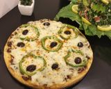 صورة لخطوة 11 من وصفة بيتزا 🍕 ولااااااطيب