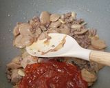 Foto langkah ke 2 dari resep Nasi Goreng Bolognese.