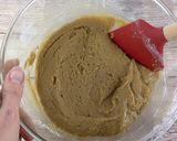 Foto del paso 3 de la receta: Galletas con chispas de chocolate (tres chocolates) + trucos