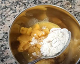 சக்கரைவள்ளி கிழங்கு பான் கேக் ரெசிபி ஸ்டேப் 2 புகைப்படம்