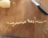 Foto del passaggio 2 della ricetta Malloreddus con salsiccia e pomodoro