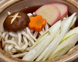 A picture of step 5 of Nabeyaki Udon.