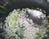 A picture of step 4 of Green peas curry.