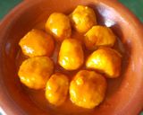 Foto del paso 22 de la receta Albóndigas de pollo en salsa de piquillos con toque agridulce