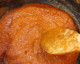 Foto del paso 4 de la receta: Pollo en salsa de tomate Fit con patatas al horno