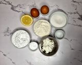 Foto del passaggio 1 della ricetta Bundt Cake soffice allo yogurt e limone