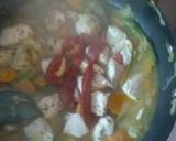 Foto del paso 6 de la receta: Cuadraditos de pollo con verduras y calabacín
