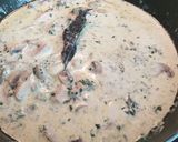 A picture of step 3 of Easy creamy chicken mushroom pasta.