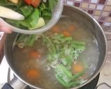 Foto langkah ke 7 dari resep Sop Iga Bakar.