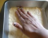 A picture of step 10 of Sweet Tangy Strawberry and Nut Crumble Bar.