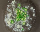 A picture of step 2 of Bread Pin Wheels Samosa.