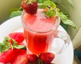 A picture of step 3 of Strawberry and watermelon juice.