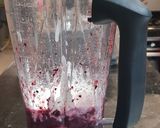 Foto langkah ke 2 dari resep Es krim kefir blueberry ketofy.