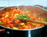 Foto del paso 5 de la receta: Albóndigas con espinacas en salsa de verduras 🍃🥕🍅🥒