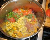 Foto del paso 4 de la receta: Sopa de porotos negros con zapallo y salchichón kielbasa