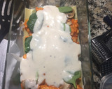 Foto del paso 3 de la receta: Lasaña de pollo, champis y espinacas