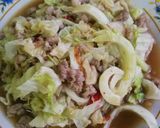 รูปขั้นตอนการทำที่ 5 ของ ผัดกะหล่ำปลีหมูสับ