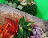 Foto langkah ke 2 dari resep Tumis Tahu Bakso.