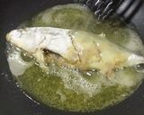 Foto langkah ke 4 dari resep Ikan Kembung Goreng.