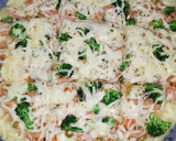 Foto del paso 3 de la receta: Pastel de papa con atún brócoli y queso mozzarella, en la sartén